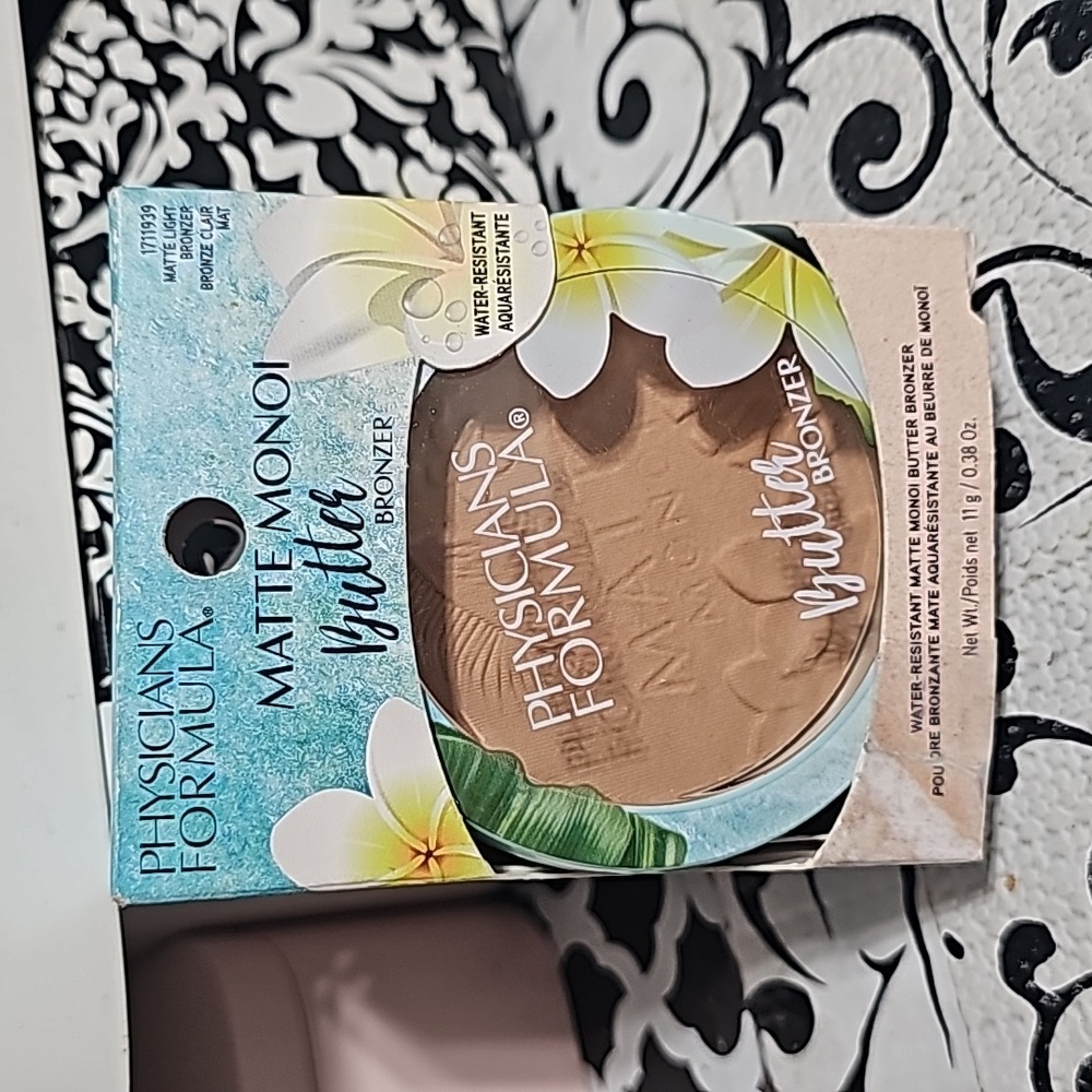 Physicians Formula Matte Monoi Butter Bronzer in Matte Light Bronzer